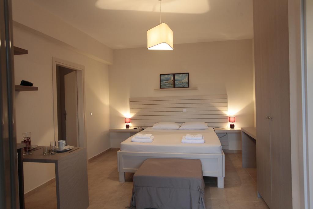 Asterias Apartment Skyros Room photo