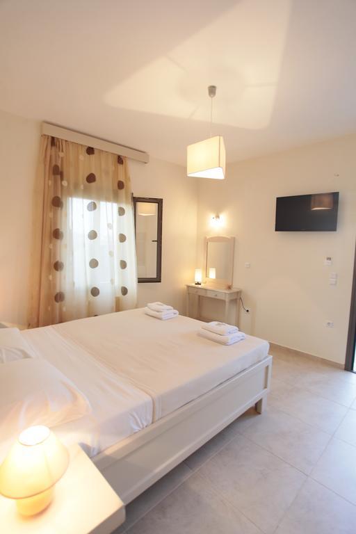 Asterias Apartment Skyros Room photo